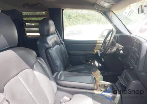 1999 Chevrolet Silverado 1500 Ls из США, поврежденный, VIN 2GCEC19T9X1113699